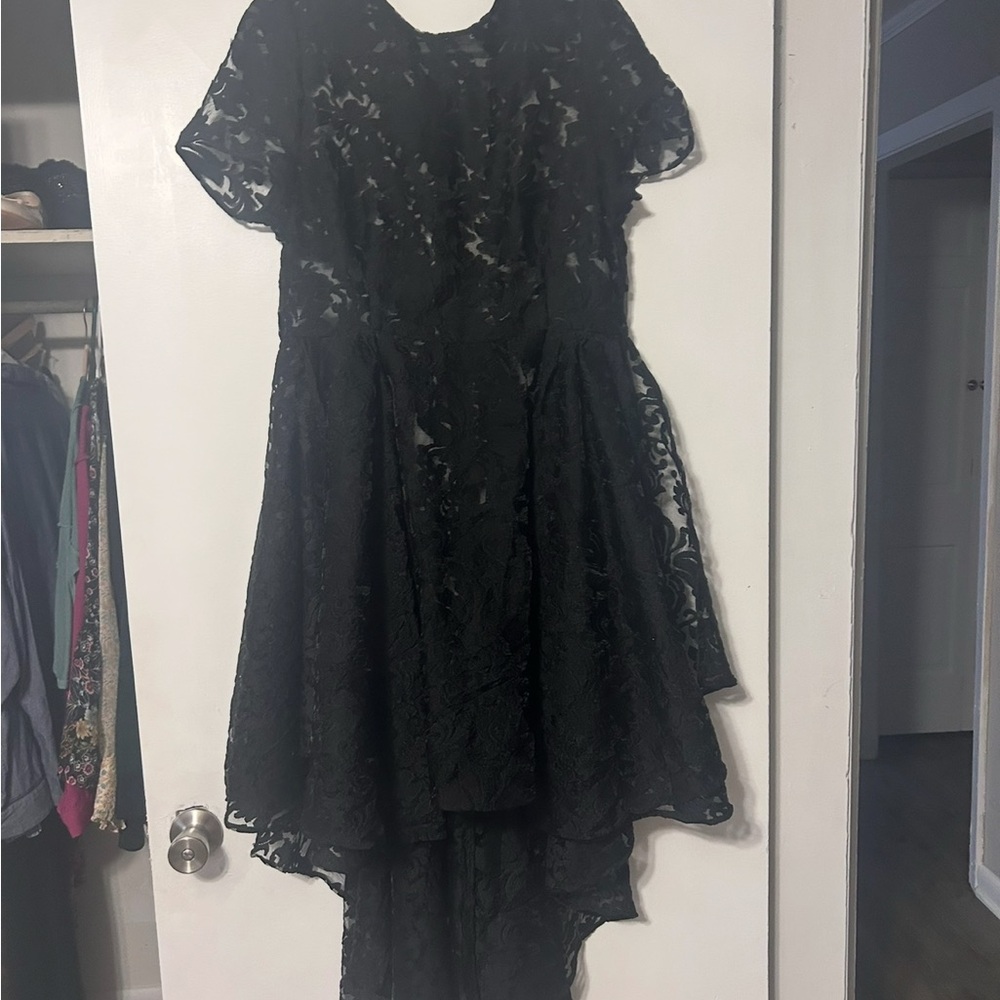 Elegant Black Lace Dress